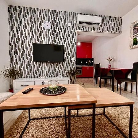 Apartment Adel Mostar Exterior foto